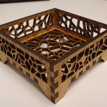 Intra απο ξύλο plywood 3mm-4mm πάχος - Σωτηροθήκη Voronoi Δίασταση 30x30 cm Intraeaxys-d1lvqx6o - Image 1