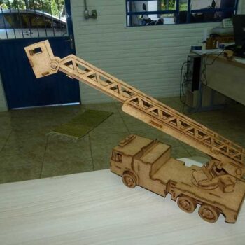 Intra απο ξύλο plywood 3mm-4mm πάχος - Κλιμακοφόρο όχημα της Πυροσβεστικής Δίασταση 30x30 cm Intraeaxys-m1d6w9l7 - Image 1