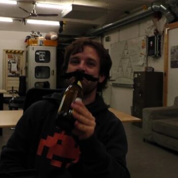 Intra απο ξύλο plywood 3mm-4mm πάχος - Μπουκάλι μουστάκια Δίασταση 30x30 cm Intraeaxys-pokmv6d1 - Image 1