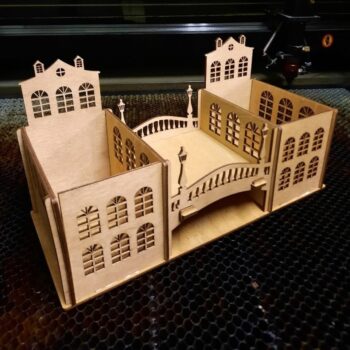 Intra απο ξύλο plywood 3mm-4mm πάχος - Desk Organizer Θέμα Old Town Δίασταση 30x30 cm Intraeaxys-eo20x3l7 - Image 4