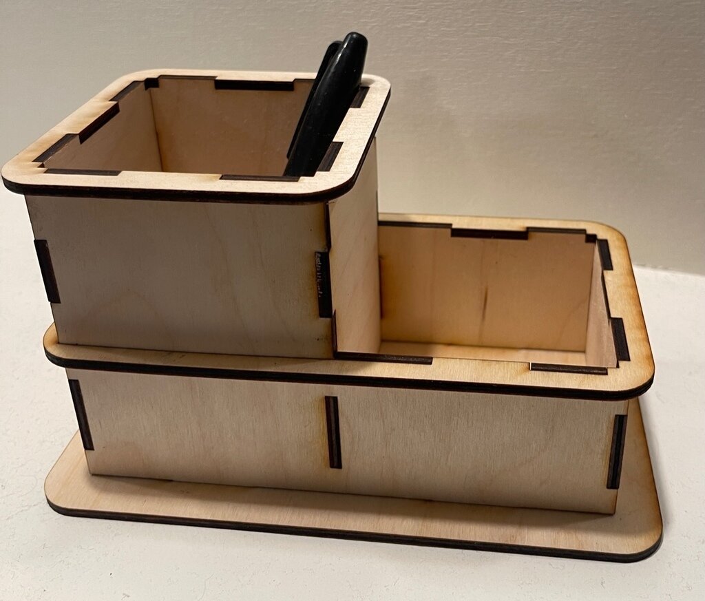 Intra απο ξύλο plywood 3mm-4mm πάχος - Μολυβοθήκη Δίασταση 30x30 cm Intraeaxys-6o3ydwp7