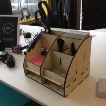 Intra απο ξύλο plywood 3mm-4mm πάχος - Desktop Organizer Desk Storage Rack Κόντρα πλακέ 6mm Δίασταση 30x30 cm Intraeaxys-lopqjvx7 - Image 1