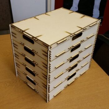 Intra απο ξύλο plywood 3mm-4mm πάχος - Στοίβαγμα κουτιών Δίασταση 30x30 cm Intraeaxys-voq2qkdo - Image 1