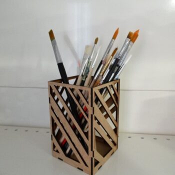 Intra απο ξύλο plywood 3mm-4mm πάχος - Μοντέρνα Μολυβοθήκη για Τραπέζι Γραφείου 3mm Δίασταση 30x30 cm Intraeaxys-pok3dpd7 - Image 1