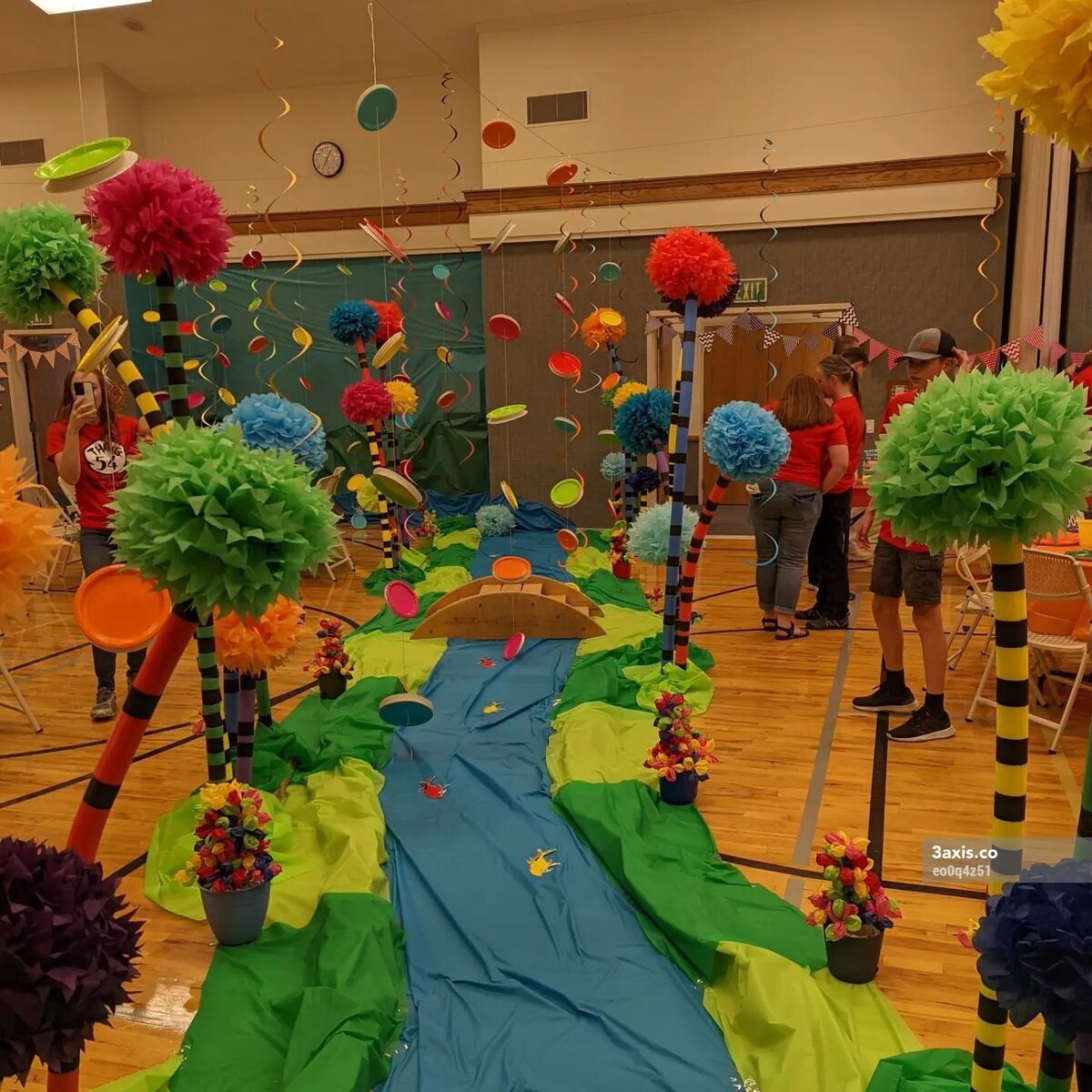 Intra απο ξύλο plywood 3mm-4mm πάχος - Χαρτί από χαρτόνι διακόσμησης Spiral Swirl Δίασταση 30x30 cm Intraeaxys-eo0q4z51