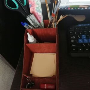 Intra απο ξύλο plywood 3mm-4mm πάχος - Βάση αποθήκευσης επιτραπέζιου εξοπλισμού οικιακού γραφείου Δίασταση 30x30 cm Intraeaxys-voq2w5do