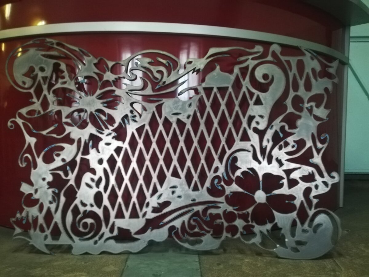 Intra απο ξύλο plywood 3mm-4mm πάχος - Διακόσμηση σπιτιού με Metal Cut Out Art Plasma Δίασταση 30x30 cm Intraeaxys-r1z28ll1