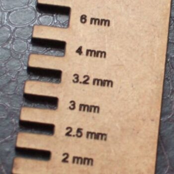 Intra απο ξύλο plywood 3mm-4mm πάχος - Μετρητής πάχους φύλλου Δίασταση 30x30 cm Intraeaxys-eo4qy5w7 - Image 1