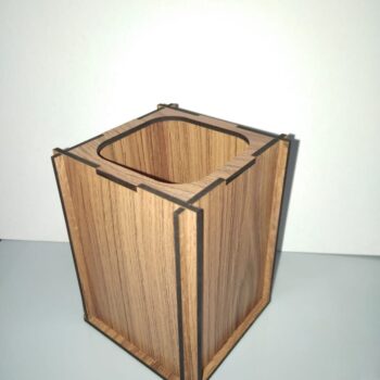 Intra απο ξύλο plywood 3mm-4mm πάχος - Ξύλινη θήκη για στυλό για γραφείο Δίασταση 30x30 cm Intraeaxys-lopq9g57 - Image 3