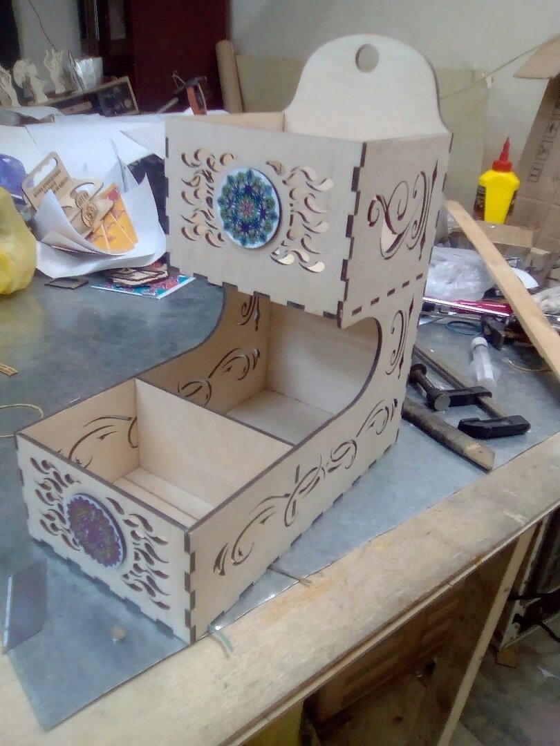 Intra απο ξύλο plywood 3mm-4mm πάχος - Ξύλινη θήκη μπαχαρικών Δίασταση 30x30 cm Intraeaxys-d1lvyppo