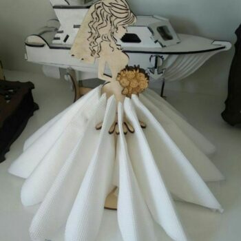 Intra απο ξύλο plywood 3mm-4mm πάχος - Όμορφη νύφη με όρθια θήκη χαρτοπετσέτας για μπουκέτο Δίασταση 30x30 cm Intraeaxys-pok3ln37 - Image 1