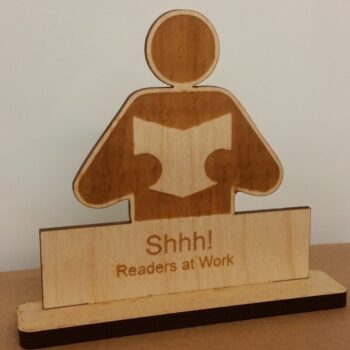 Intra απο ξύλο plywood 3mm-4mm πάχος - Ήσυχη διακόσμηση τραπεζιού πινακίδας βιβλιοθήκης Δίασταση 30x30 cm Intraeaxys-eo0qw501 - Image 1