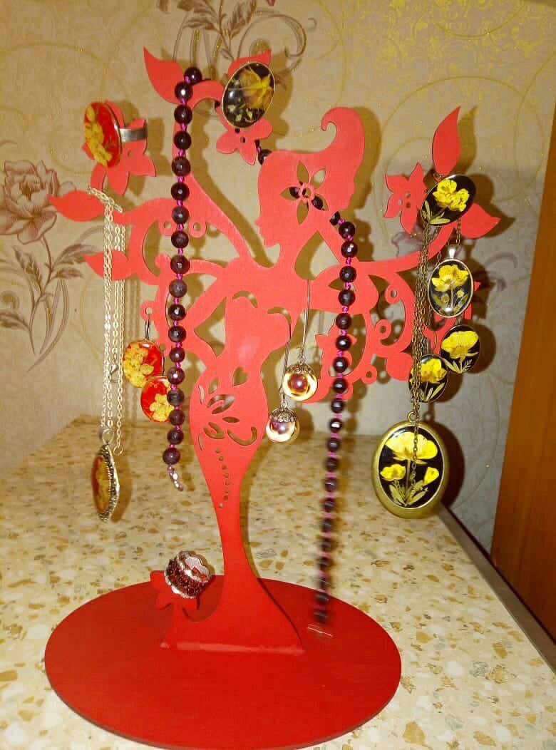 Intra απο ξύλο plywood 3mm-4mm πάχος - Lady Jewelry Stand Δίασταση 30x30 cm Intraeaxys-p7ymwz57