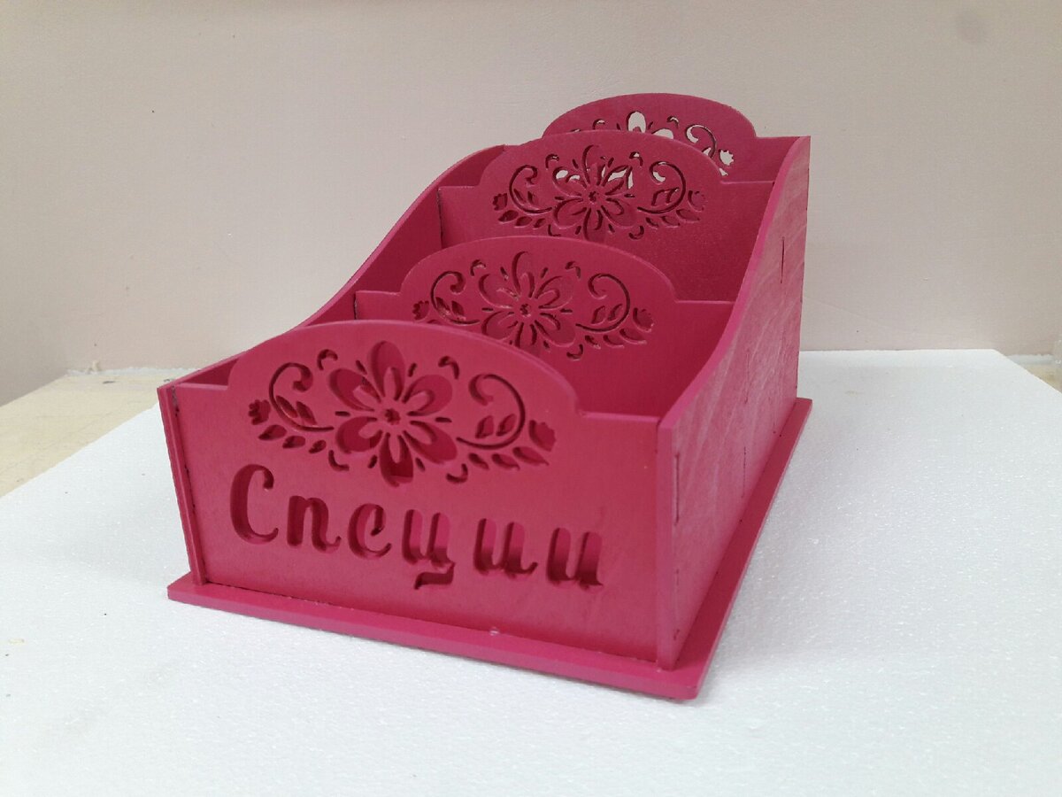 Intra απο ξύλο plywood 3mm-4mm πάχος - Ξύλινη σχάρα μπαχαρικών Δίασταση 30x30 cm Intraeaxys-eo4q2n87