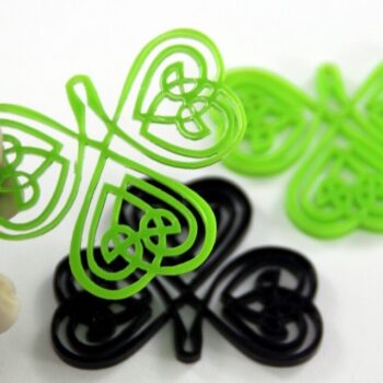 Intra απο ξύλο plywood 3mm-4mm πάχος - Σκουλαρίκια Celtic Clover Δίασταση 3x3 cm Intraeaxys-zo9y44r7 - Image 1