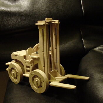 Intra απο ξύλο plywood 3mm-4mm πάχος - περονοφόρο ανυψωτικό Δίασταση 30x30 cm Intraeaxys-pokn98oj - Image 1