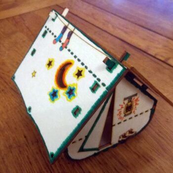 Intra απο ξύλο plywood 3mm-4mm πάχος - Ξύλινο Φωτιστικό Νύχτας σε σχήμα Σκηνής Δίασταση 30x30 cm Intraeaxys-qommkvko - Image 3