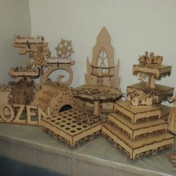 Intra απο ξύλο plywood 3mm-4mm πάχος - Kit Festa Frozen Αρχείο PDF Δίασταση 30x30 cm Intraeaxys-yonkw2or - Image 1