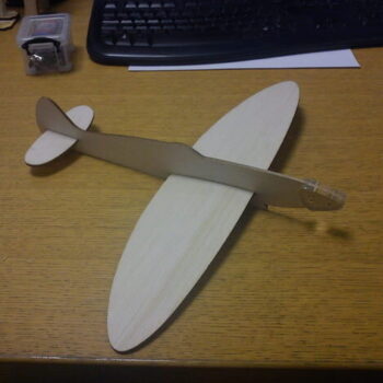 Intra απο ξύλο plywood 3mm-4mm πάχος - Balsa Spitfire Glider 2 6mm Δίασταση 30x30 cm Intraeaxys-51r9j316 - Image 1