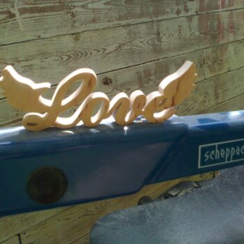 Intra απο ξύλο plywood 3mm-4mm πάχος - Αρχείο PDF Love Wings CNC Plans Δίασταση 30x30 cm Intraeaxys-eoxex41z - Image 1