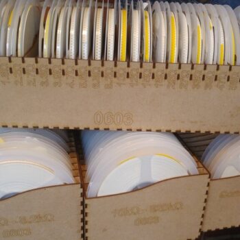 Intra απο ξύλο plywood 3mm-4mm πάχος - Κουλοχέρηδες 7IN 24 Slots Storage Reel Δίασταση 30x30 cm Intraeaxys-d1lvreyo - Image 1