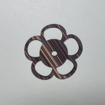 Intra απο ξύλο plywood 3mm-4mm πάχος - Flower Cutout Ημιτελές σχήμα ξύλου για χειροτεχνίες Δίασταση 30x30 cm Intraeaxys-m1d6kvl7 - Image 1