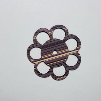 Intra απο ξύλο plywood 3mm-4mm πάχος - Σχήμα λουλουδιών ημιτελής κοπή ξυλείας Δίασταση 30x30 cm Intraeaxys-eoxlkvxo - Image 1