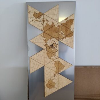 Intra απο ξύλο plywood 3mm-4mm πάχος - Dymaxion Map Wall Art Δίασταση 30x30 cm Intraeaxys-zo9y9vx7 - Image 1