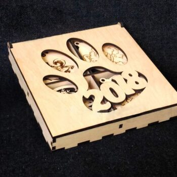 Intra απο ξύλο plywood 3mm-4mm πάχος - Korobka S Igrushkami 2018 Sobaki Δίασταση 30x30 cm Intraeaxys-lopyq5ow - Image 1