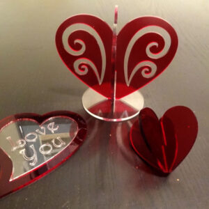 Intra απο ξύλο plywood 3mm-4mm πάχος - Μια διακόσμηση καρδιάς Δίασταση 30x30 cm Intraeaxys-qompxpo3