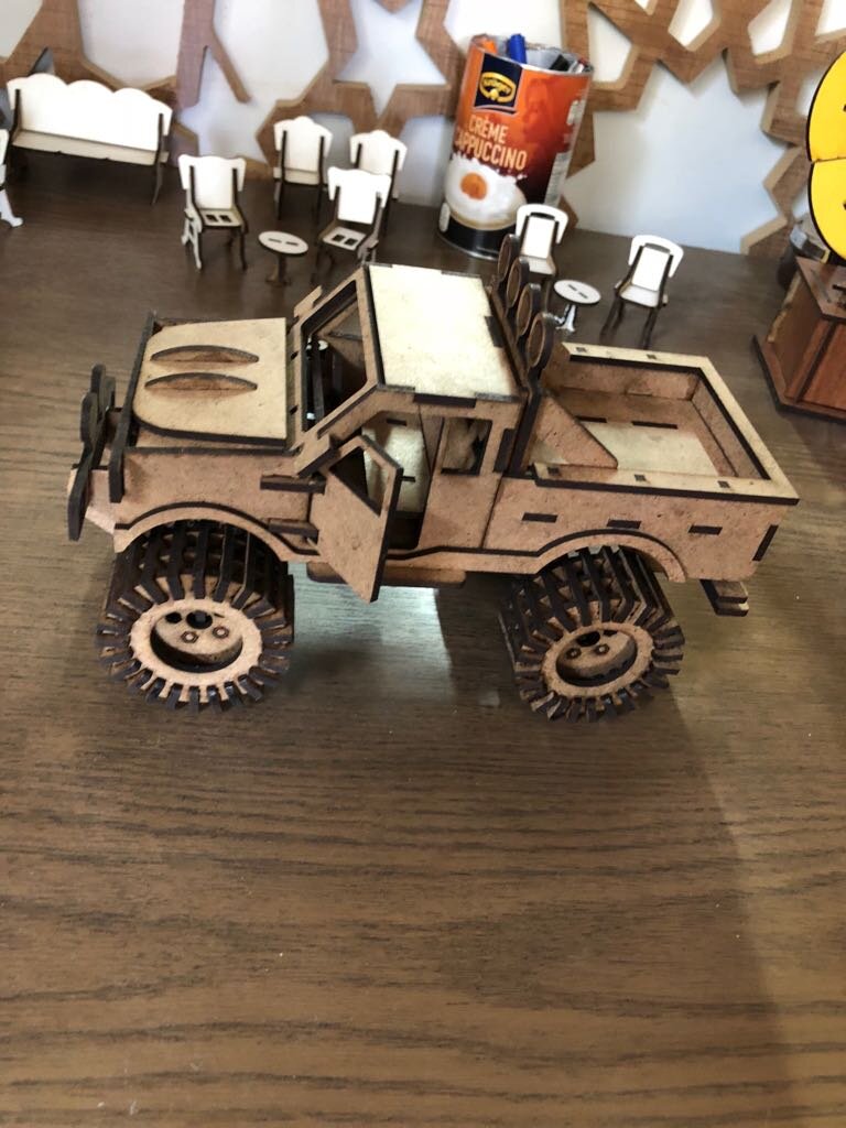 Intra απο ξύλο plywood 3mm-4mm πάχος - Jeep SUV 3D Puzzle Δίασταση 30x30 cm Intraeaxys-m1dk9xok
