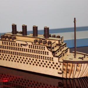 Intra απο ξύλο plywood 3mm-4mm πάχος - Titanic 3D Puzzle Δίασταση 30x30 cm Intraeaxys-r7vlg6od
