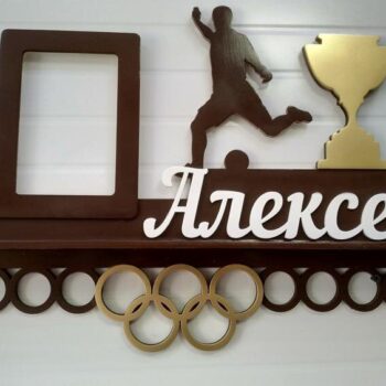 Intra απο ξύλο plywood 3mm-4mm πάχος - Επίδειξη μετάλλιων κρεμάστρα ποδοσφαίρου Αθλητισμός μετάλλων Δίασταση 30x30 cm Intraeaxys-078y6g5o - Image 1