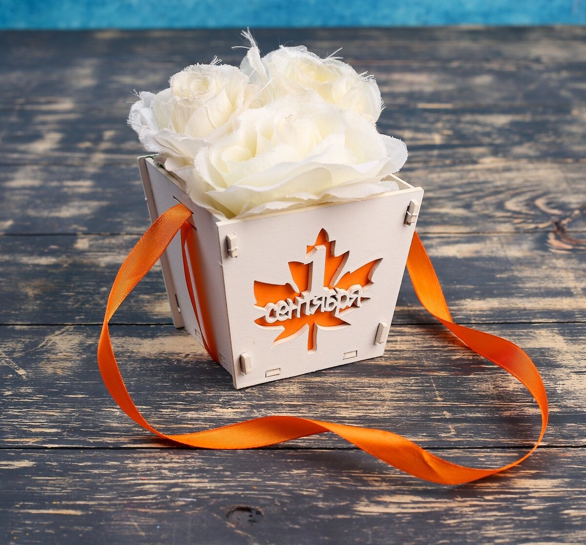 Intra απο ξύλο plywood 3mm-4mm πάχος - Ξύλινο φλοράλ κουτί Δίασταση 30x30 cm Intraeaxys-eoxl504o