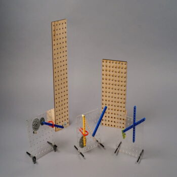 Intra απο ξύλο plywood 3mm-4mm πάχος - LEGO Tinkering Pegboard Δίασταση 30x30 cm Intraeaxys-ro6yjnn7 - Image 1