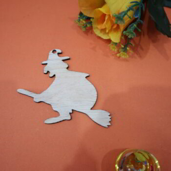 Intra απο ξύλο plywood 3mm-4mm πάχος - Διακόσμηση με μάγισσα στη σκούπα Δίασταση 30x30 cm Intraeaxys-6o3ypqj7 - Image 2