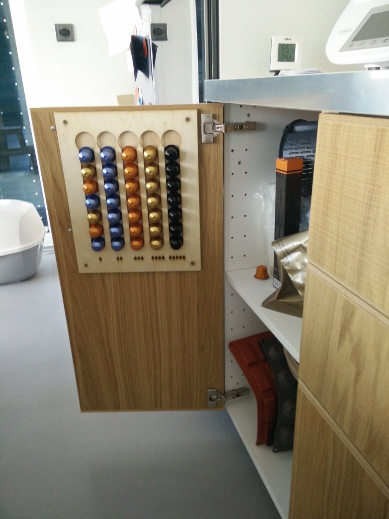 Intra απο ξύλο plywood 3mm-4mm πάχος - Κάτοχος K-Cup Δίασταση 30x30 cm Intraeaxys-67wvz2o2