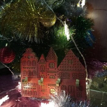 Intra απο ξύλο plywood 3mm-4mm πάχος - Διακοσμητικά Ξύλινα Γάντζοι Μπρελόκ σε σχήμα πόλης Δίασταση 5x5 cm Intraeaxys-m1d6rzd7 - Image 1