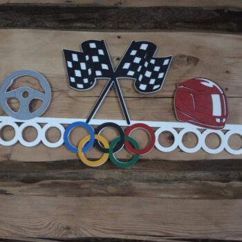 Intra απο ξύλο plywood 3mm-4mm πάχος - Οθόνη κρεμάστρας αθλητικών μεταλλίων αγώνων αυτοκινήτου Δίασταση 30x30 cm Intraeaxys-67wld9m1 - Image 1