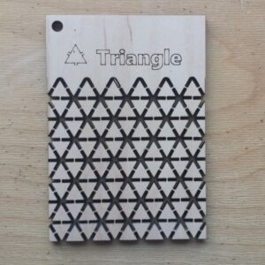 Intra απο ξύλο plywood 3mm-4mm πάχος - Τριγωνικό μοτίβο ζωντανής άρθρωσης για Δίασταση 30x30 cm Intraeaxys-d1lpw6om