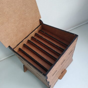 Intra απο ξύλο plywood 3mm-4mm πάχος - Ξύλινο Honey Bee Box Κυψέλη Δίασταση 30x30 cm Intraeaxys-lopqxjz7 - Image 4