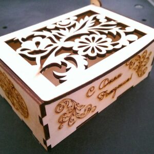 Intra απο ξύλο plywood 3mm-4mm πάχος - Shkatulka S Tsvetkom 3mm Δίασταση 30x30 cm Intraeaxys-6o3gjr7n