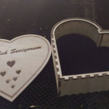 Intra απο ξύλο plywood 3mm-4mm πάχος - 14 cm iç Kalp Kutu Δίασταση 30x30 cm Intraeaxys-pok20koj - Image 1