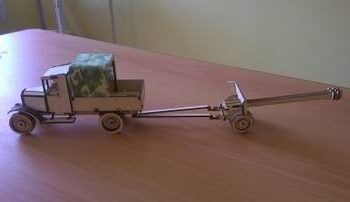 Intra απο ξύλο plywood 3mm-4mm πάχος - polutorka katyusha Δίασταση 30x30 cm Intraeaxys-ro6gkm7x - Image 1