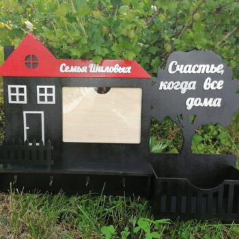 Intra απο ξύλο plywood 3mm-4mm πάχος - Διακοσμητικό Ξύλινο ράφι με κορνίζα και κλειδοθήκη Δίασταση 30x30 cm Intraeaxys-p7ymkd57 - Image 1