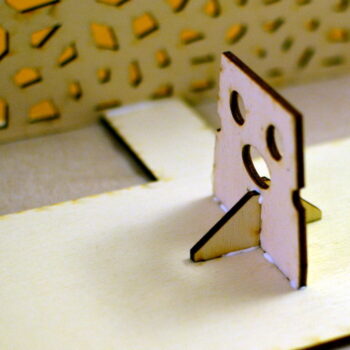 Intra απο ξύλο plywood 3mm-4mm πάχος - Λάμπα Voronoi Δίασταση 30x30 cm Intraeaxys-p7ymqn67 - Image 3