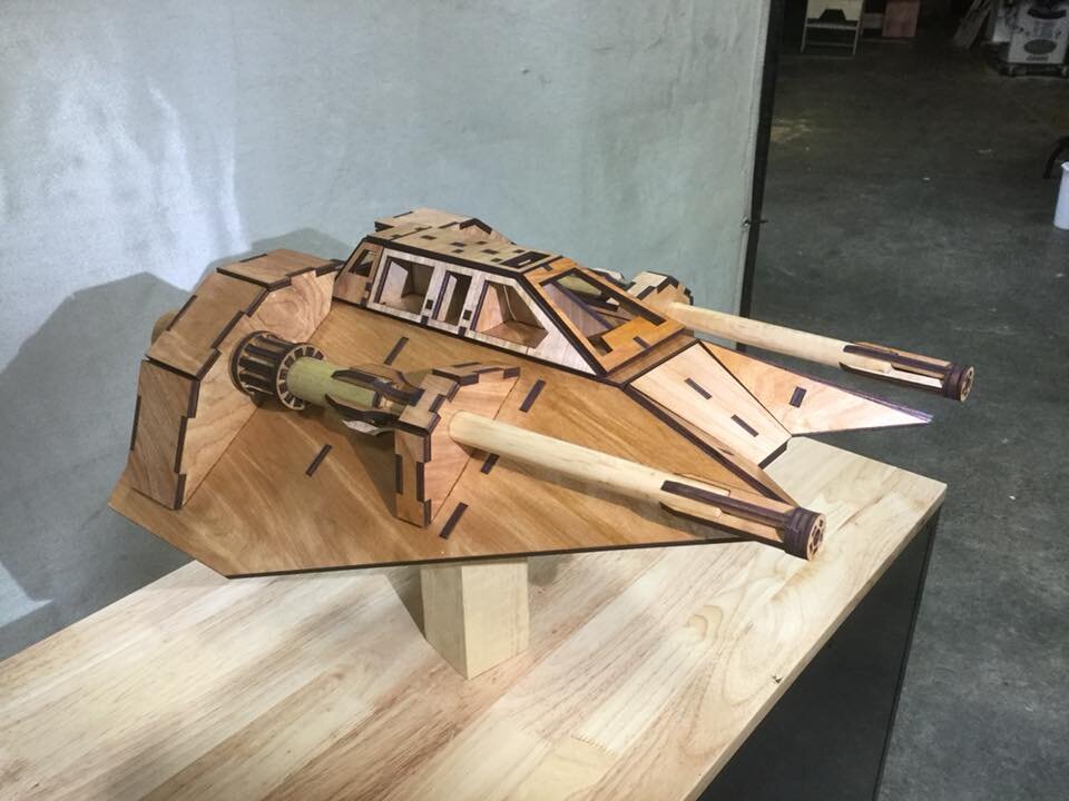 Intra απο ξύλο plywood 3mm-4mm πάχος - Snowspeeder 5mm Τελικός Δίασταση 30x30 cm Intraeaxys-e1g2qyol