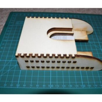 Intra απο ξύλο plywood 3mm-4mm πάχος - Συλλέκτης καρτών έκδοσης Δίασταση 30x30 cm Intraeaxys-e1ge08ol - Image 1