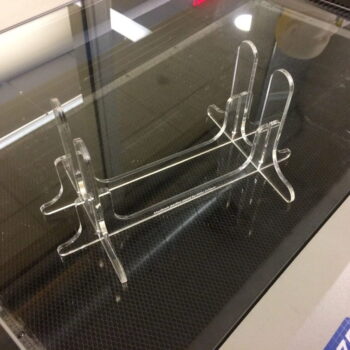 Intra απο ξύλο plywood 3mm-4mm πάχος - Κάθετη βάση φορητού υπολογιστή Δίασταση 30x30 cm Intraeaxys-078y395o - Image 4