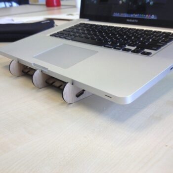 Intra απο ξύλο plywood 3mm-4mm πάχος - Βάση φορητού υπολογιστή Tablet Stand Δίασταση 30x30 cm Intraeaxys-d1lv486o - Image 1